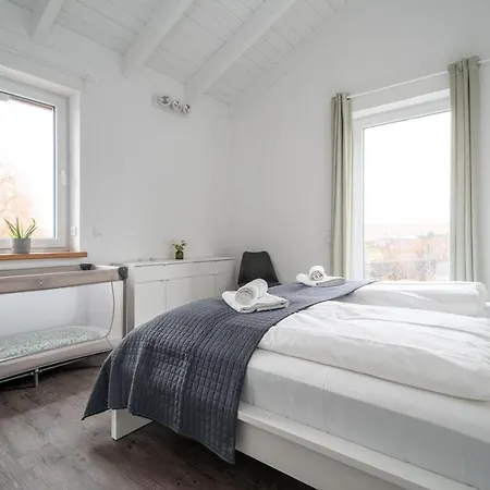 بيت للعطل Ferienwohnung Auszeit Mit Sauna Schwarz (Mecklenburgische Seenplatte)