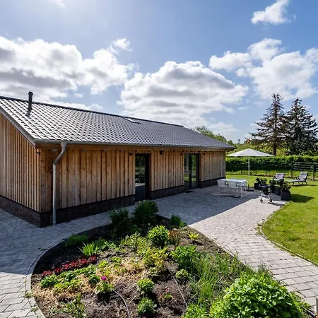 بيت للعطل Ferienwohnung Auszeit Mit Sauna Schwarz (Mecklenburgische Seenplatte)
