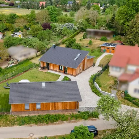 Ferienwohnung Auszeit Mit Sauna بيت للعطل *